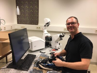 Microscoop onderhoud en reparatie